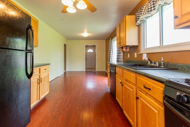 759 Brown St, Niles, MI 49120 - photo 7