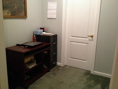 Studio/Study/Office. Great space for a small offic