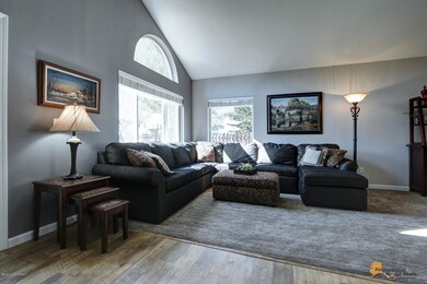 New vinyl lam flooring - beautiful!