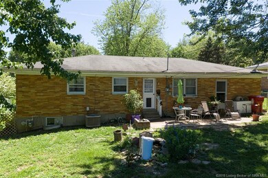 522 Navajo Dr, New Albany, IN 47150 - photo 5