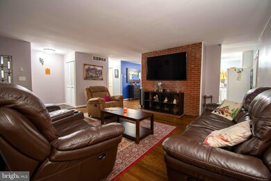 242 Federalsburg S, Laurel, MD 20724 - photo 3