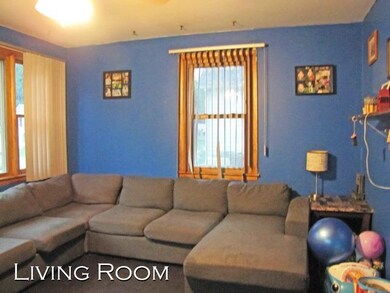 183 S Main St, Potosi, WI 53820 - photo 3