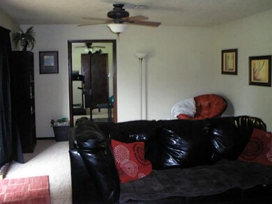 42505 Stout Dr, Tecumseh, OK 74873 - photo 6