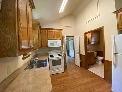 640 Heritage Creek Dr, Rhome, TX 76078 - photo 3