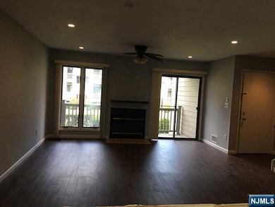 403 River Renaissance unit A, East Rutherford, NJ 07073 - photo 4