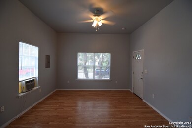 718 Marshall St unit B, San Antonio, TX 78212 - photo 4