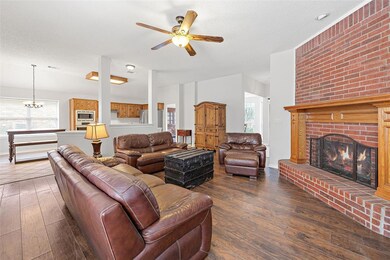 202 Tanglewood Dr, Wylie, TX 75098 - photo 5