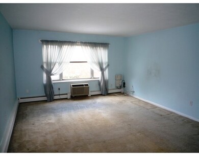 B1 Colonial Dr unit 6, Andover, MA 01810 - photo 2