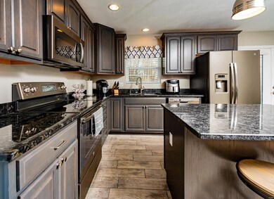 2060 Decker Rd, Maryville, IL 62062 - photo 4