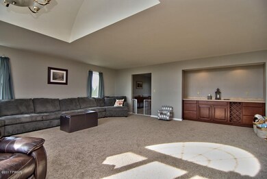 912 Apple Tree Rd, Moscow, PA 18444 - photo 5