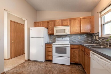 1282 Pinnacle Dr, Columbus, OH 43204 - photo 7