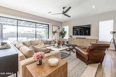 3925 E Sagebrush St, Gilbert, AZ 85296 - photo 3