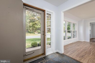 620 Ashby Dr, Waynesboro, VA 22980 - photo 3