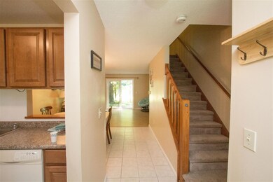 253 Twin Oaks Terrace, South Burlington, VT 05403 - photo 3