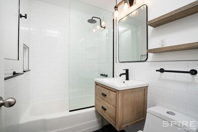 Spruce Ridge House unit 6L, New York, NY 10010 - photo 5