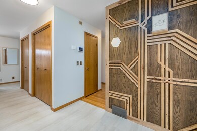 1426 Unity Ave N, Golden Valley, MN 55422 - photo 6