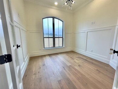 201 Maverick Ct, Granbury, TX 76049 - photo 6