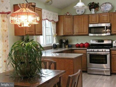 6807 Woodstone Place, Alexandria, VA 22306 - photo 2