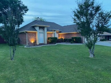 5612 Cuero Dr, Granbury, TX 76049 - photo 3