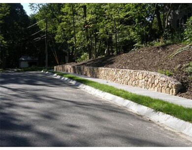 101 Grey Wolf Dr, Franklin, MA 02038 - photo 2