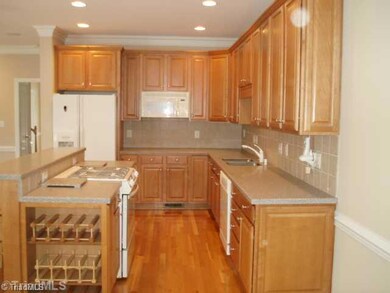 30 Dutchmans Pipe, Greensboro, NC 27455 - photo 3