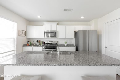 22-web-or-mls-012--FULL