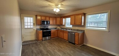 161 Forest Dr, Mount Washington, KY 40047 - photo 7