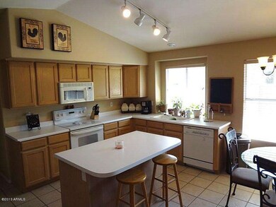 Kitchen_breakfast dining