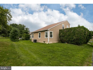 2104 Sturbridge Common, Southampton, PA 18966 - photo 4