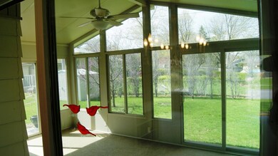 3 Season Interior