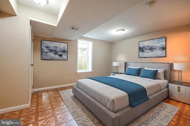 6809 Weaver Ave unit B, McLean, VA 22101 - photo 3