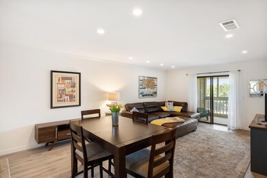 131674-CoastalREphoto2062LongbendDr-13