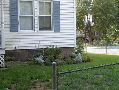 40 Sampson St, South Grafton, MA 01560 - photo 4