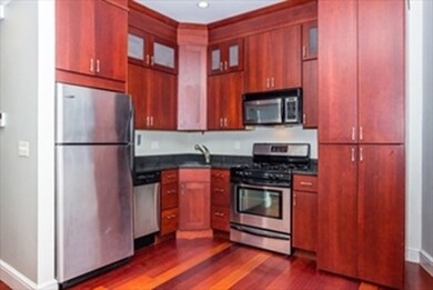 135 Salem St unit 7, Boston, MA 02113 - photo 2
