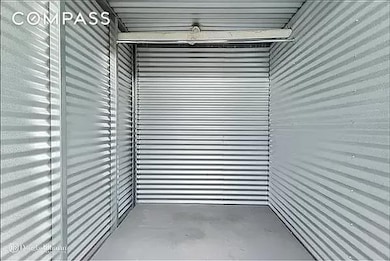 13 Downing St unit 9, New York, NY 10014 - photo 6