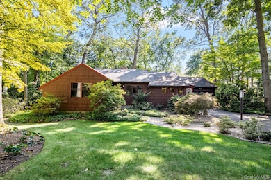 20 Huyler Rd, Setauket, NY 11733 - photo 2