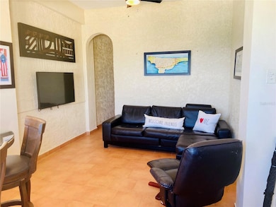 CONFORTABLE LIVING WITH SOFA BED