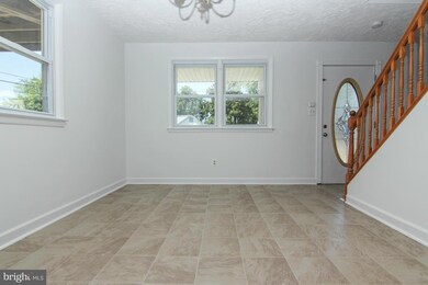 7933 Chesapeake Dr, Orchard Beach, MD 21226 - photo 6