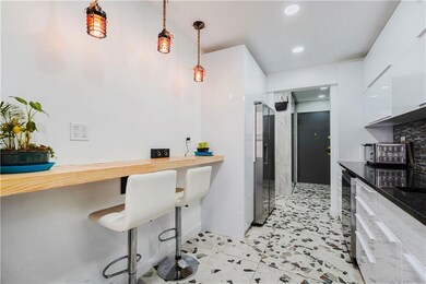 Atlantic Towers unit A11, Brooklyn, NY 11235 - photo 6