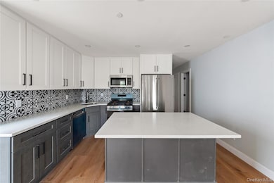 356 S 10th Ave, Mount Vernon, NY 10550 - photo 2