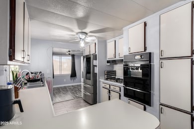 Abraham Kitchen 4