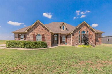 132 Champion Ct, Weatherford, TX 76087 - photo 2