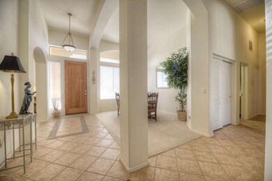 003_Foyer