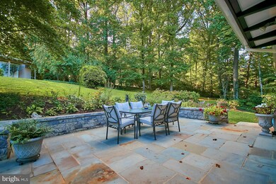 3316 Stoneybrae Dr, Falls Church, VA 22044 - photo 2