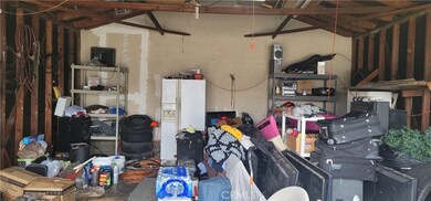 415 S Amantha Ave, Compton, CA 90220 - photo 4
