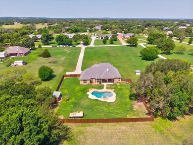 551 Highland Rd, Springtown, TX 76082 - photo 5