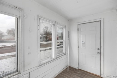 23826 Columbus Ave, Warren, MI 48089 - photo 3