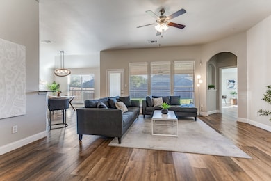 15832 Badger Creek Ln, Fort Worth, TX 76177 - photo 3