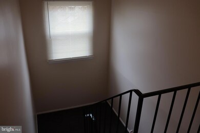 315 Birch Dr unit B, Lafayette Hill, PA 19444 - photo 3