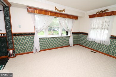 4305 Middle Ridge Dr, Fairfax, VA 22033 - photo 5